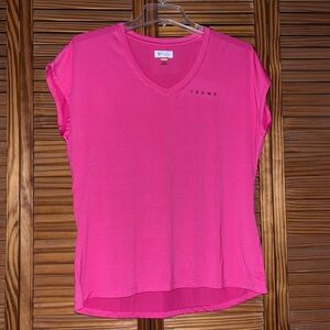 Greg Norman Trump Golf Collection Pink Medium V-Neck Shirt New With Tags